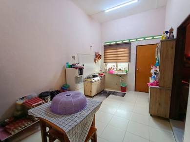 Facing Open Single Storey Teres Teluk Panglima Garang