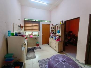Facing Open Single Storey Teres Teluk Panglima Garang
