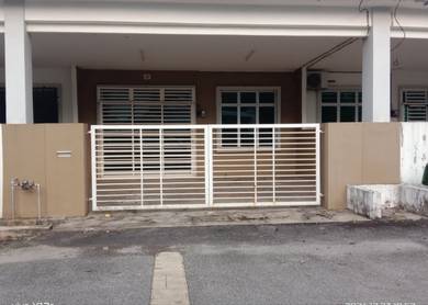 RUMAH TERES 1 TINGKAT KAMPUNG PADANG INDAH KUANTAN Untuk Dijual
