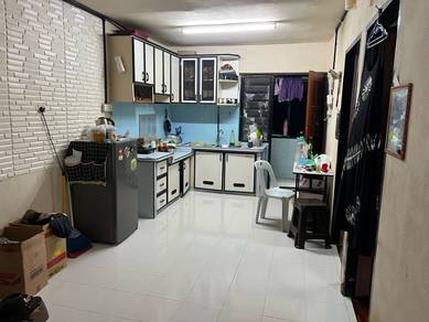Taman Mas, Teluk Kumbar