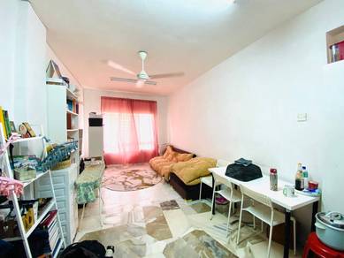 HOT  AREA LEVEL 1, JALAN KAKI Ke Sekolah APARTMENT JUWITA Puncak Alam