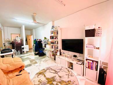 HOT  AREA LEVEL 1, JALAN KAKI Ke Sekolah APARTMENT JUWITA Puncak Alam