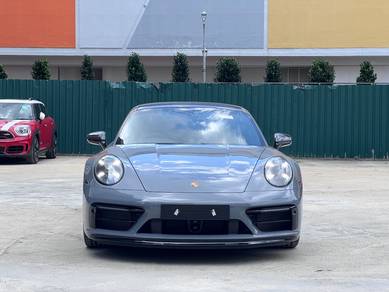 Porsche 911 3.0 CARRERA 4 GTS (A)