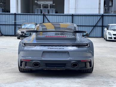 Porsche 911 3.0 CARRERA 4 GTS (A)