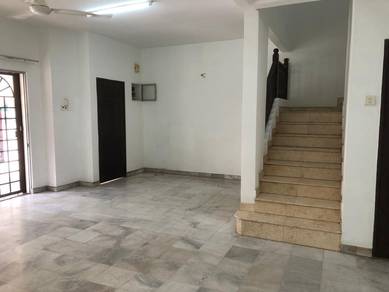 USJ 20 Double Storey Terace House Gated 1800sf Near Taipan For Sale