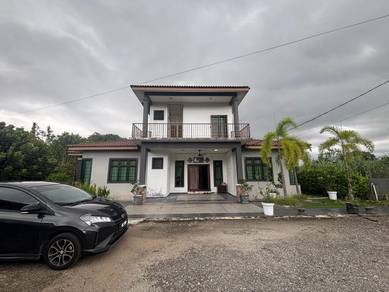 Rumah Banglo 2 Tingkat, Kampung Solok Bukit Baru, Duyong, Melaka