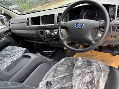 VAN CAM Placer-X 17 Seat Window Hiace Technologi