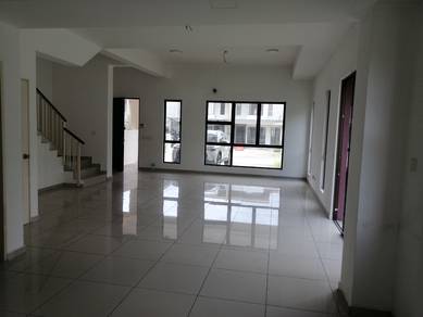 Two-storey terrace corner unit Ecohill Semenyih