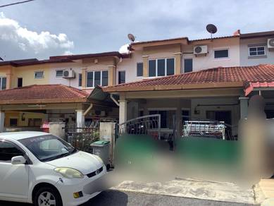 2 Storey Near Surau Playground Lekas Highway Town Eco Diy