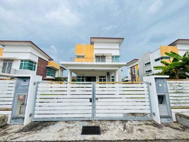 Rumah Banglo 2 Tingkat Jalan Cempaka, Taman Paya Rumput Perdana, Melak