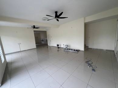 2-storey-Terraced-House-for-sale-Bandar-Sri-Sendayan-Negeri-Sembilan-2