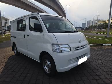 Daihatsu GRAN MAX 1.5 (M) Semi Panel Van