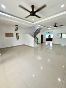 FREEHOLD  NON BUMI Double Storey Terrace House  Semenyih Parklands
