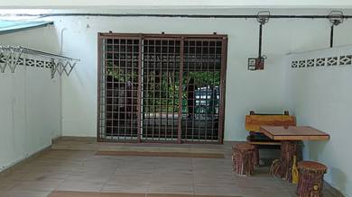 1.5-storey-Terraced-House-for-rent-Lumut-Perak