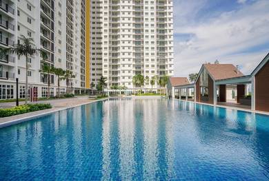 Ideal Residency (Middle Room for rent)Free Wifi,TNB,PBA @Gelugor USM
