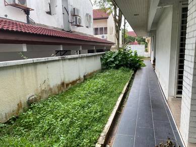 Semi-D house TTDI KL value buy below market price check it out!