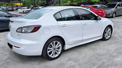 L0AN KEDAI 2011 Mazda 3 2.0 (A) JOHOR BAHRU