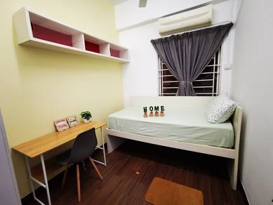 Single Room for 𝐅𝐞𝐦𝐚𝐥𝐞, Segar Courts MRT Taman Mutiara