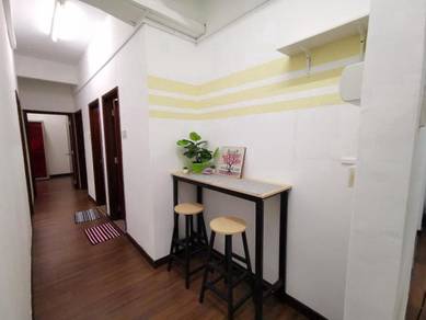 Single Room for 𝐅𝐞𝐦𝐚𝐥𝐞, Segar Courts MRT Taman Mutiara