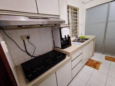 Single Room for 𝐅𝐞𝐦𝐚𝐥𝐞, Segar Courts MRT Taman Mutiara