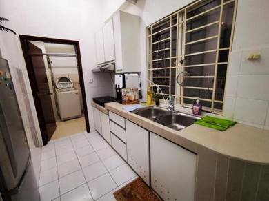 Single Room for 𝐅𝐞𝐦𝐚𝐥𝐞, Segar Courts MRT Taman Mutiara