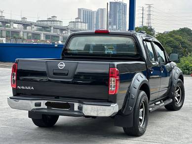 Nissan NAVARA 2.5 CALIBRE (A)