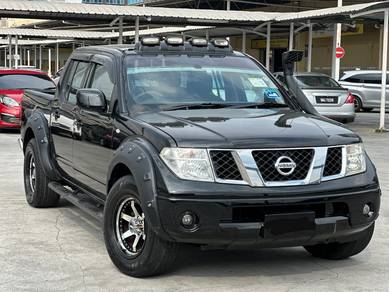 Nissan NAVARA 2.5 CALIBRE (A)