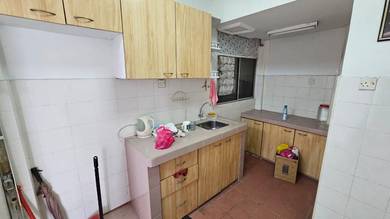 (Level 2) Apartment Permai, Damansara Damai