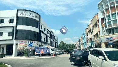 Three Storey Shoplot for Rent – Permas Jaya (Permas Mall)
