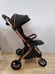 QUINTON Roxy Stroller