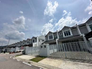 Sapphire Hill Kangkar Pulai Brand New 2 Storey House 22x70 Full Loan