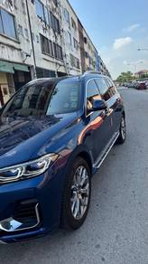 Bmw X7 xDRIVE40i 3.0L (A) with warranty