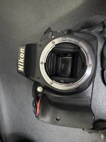 Nikon D3300 + AF-P DX 18-55mm VR Kit