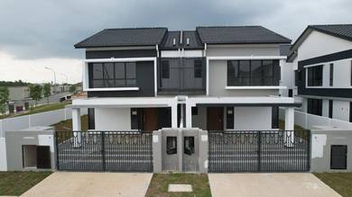 Monthly 2K !! Super Big Landed Double Storey 32x80 | 0% Downpayment !!