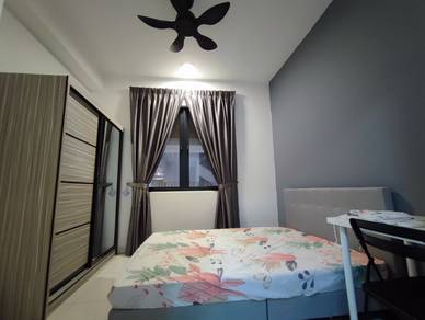 Parc 3 Condo Nice Unit Nice Facility Walk short Distance to MRT Train