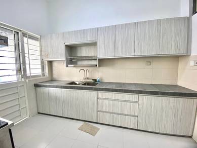 Rumah Cantik 4R3B SemiD in Setia Alam for Rent