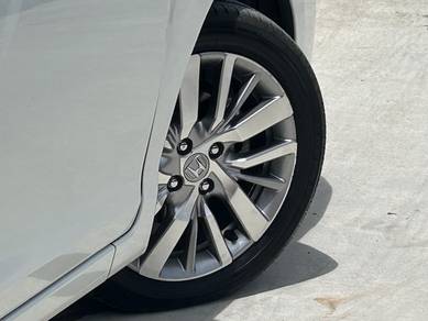 Honda CITY 1.5 V HATCHBACK (A) full loan