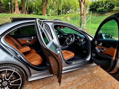 Mercedes Benz C300 2.0 AMG FullServicesRecord HSS