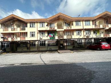 MURAH ! GROUND FLOOR ! NEAR LRT ! Townhouse Pinggiran Cempaka, Ampang