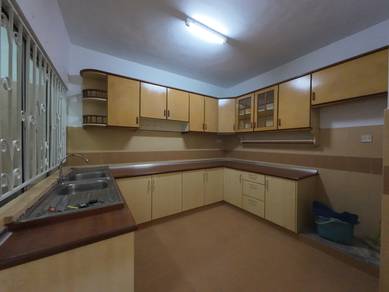 2-storey-Terraced-House-for-rent-Sri-Hartamas-Kuala-Lumpur-2