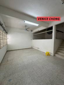 2-storey-Terraced-House-for-sale-Greenlane-Penang