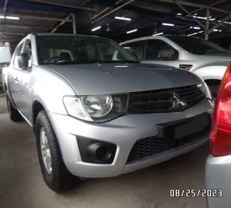 Mitsubishi TRITON 2.5 LITE (M)