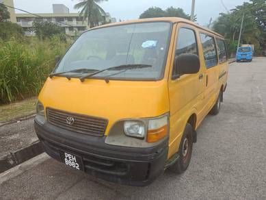 Toyota HIACE 2.0 PETROL (M) WINDOW VAN