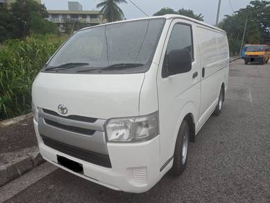Toyota HIACE 2.5 (M) PANEL VAN