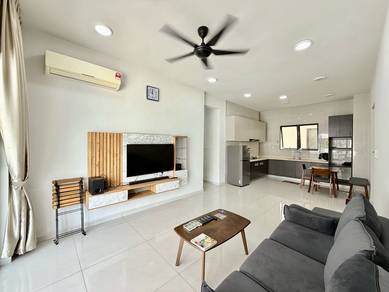 Bay Point Country Garden Danga Bay 3 bedrooms fully furnished