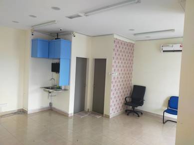 Small Shop unit (550 SF) 1st Floor Skyawani 2, Near Sentul/Jln Ipoh