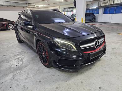 Mercedes Benz GLA45 AMG 4MATIC (CBU) 2.0 (A)