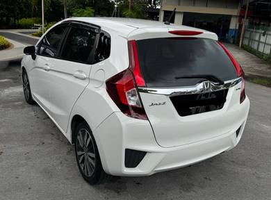 Honda JAZZ 1.5 V (I-VTEC) 2015