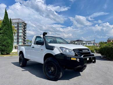 Isuzu D-MAX 3.0 4x4 (M) Single Cab