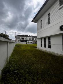 Double storey corner at BDC, behind new KPJ, stutong